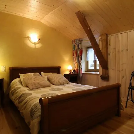 Holiday home Gite Spacieux Avec Terrasse Surplombant Riviere, Ideale Pour Peche Et Sports D'eau, Tout Inclus - Fr-1-582-17